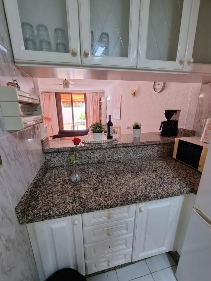 Casa Teide, Ground Floor Apartment Parque Santiago 1, Heated Pool, 100 M To Sea And Beach, Wifi Playa de las Americas  Exterior foto